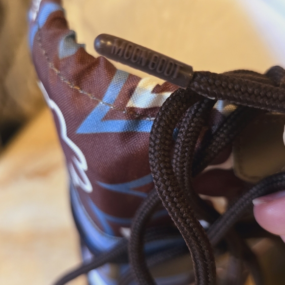 Moon Boot Icon Flower Moon Boots Floral Boots Brown White Blue Flowers - Picture 16 of 16